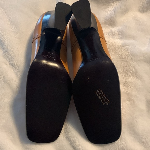 Prada Womens Tan Leather Heels Size 7 - Picture 2 of 7